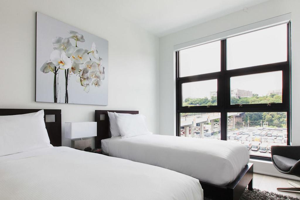 Dharma Home Suites Hoboken At Novia Room photo