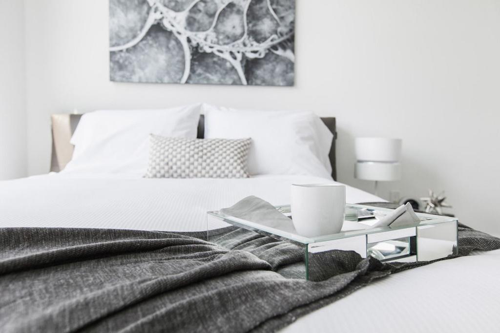 Dharma Home Suites Hoboken At Novia Room photo